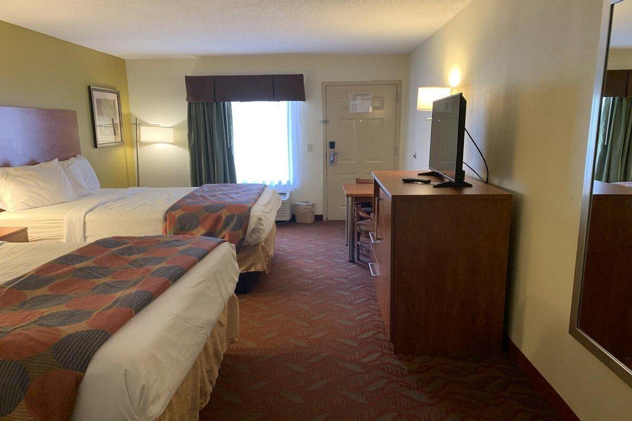 Baymont By Wyndham Cave City Extérieur photo