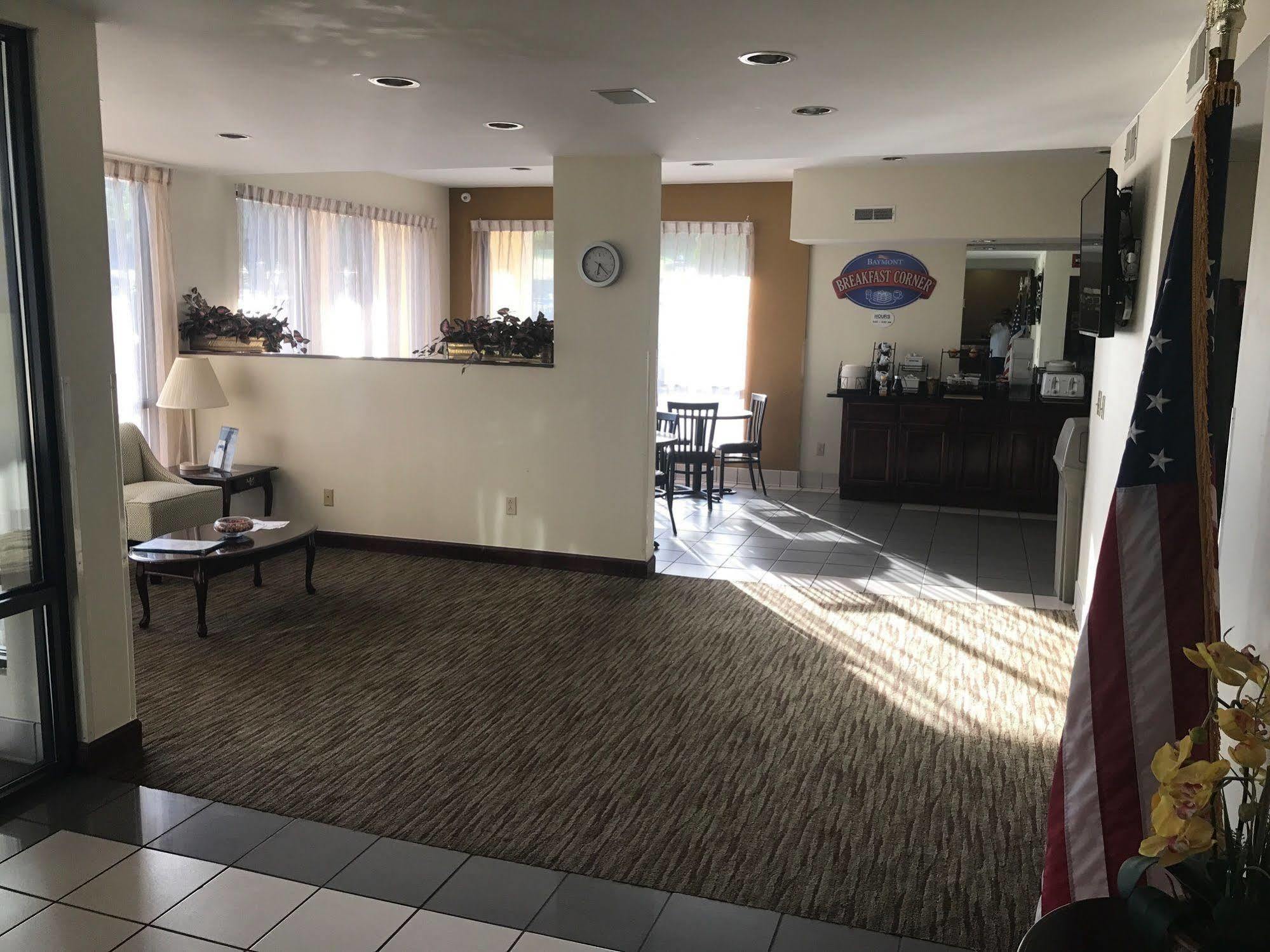 Baymont By Wyndham Cave City Extérieur photo