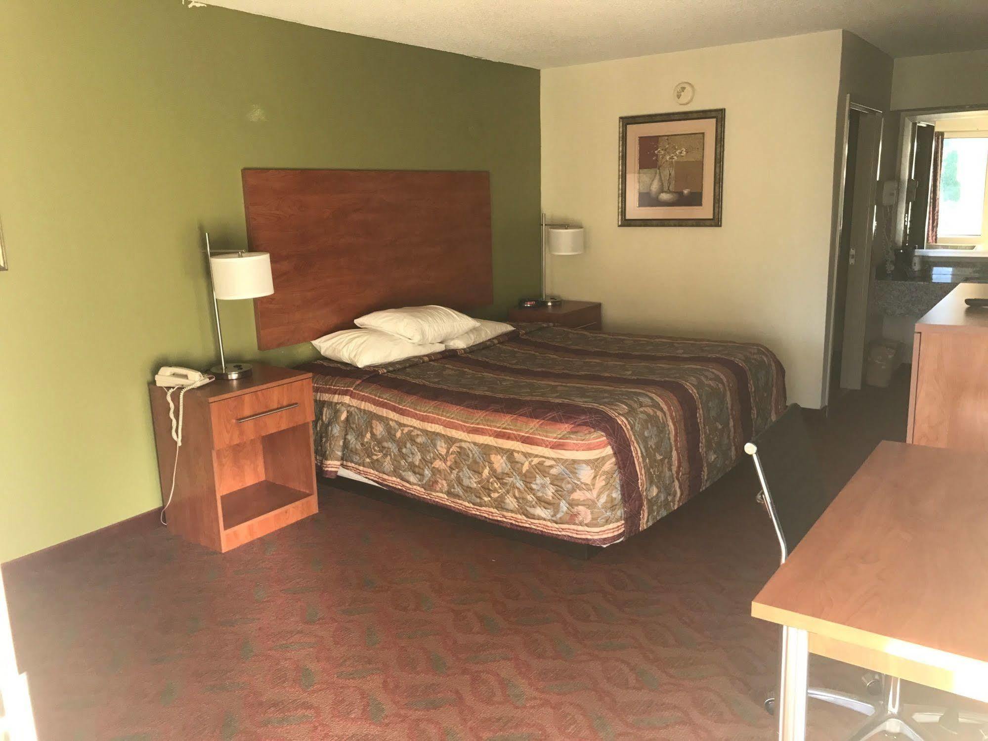 Baymont By Wyndham Cave City Extérieur photo