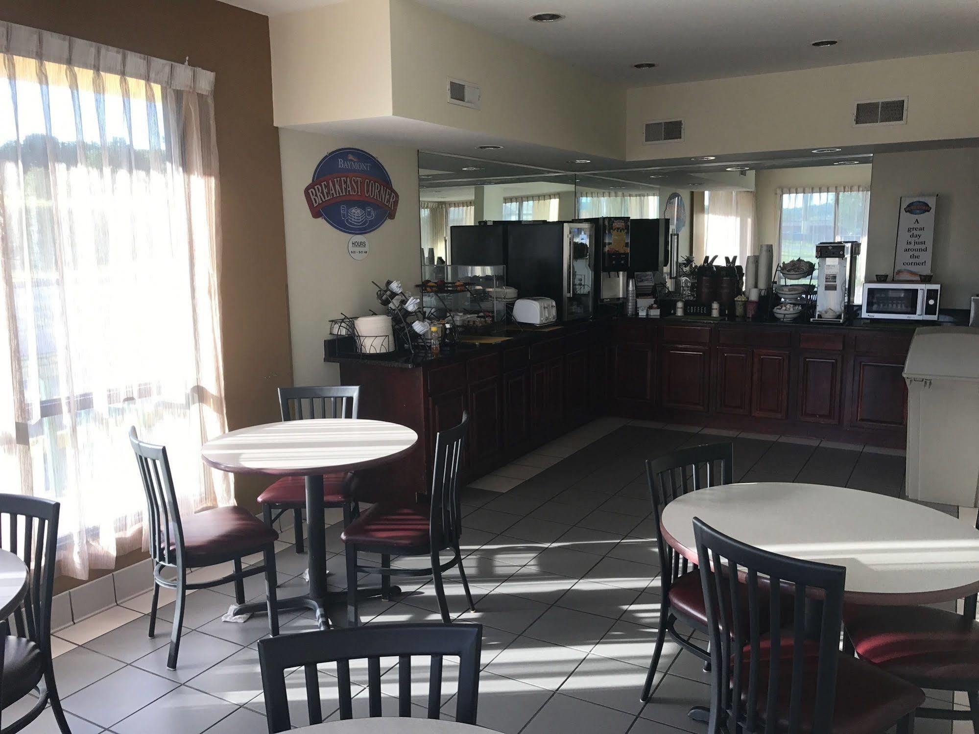 Baymont By Wyndham Cave City Extérieur photo
