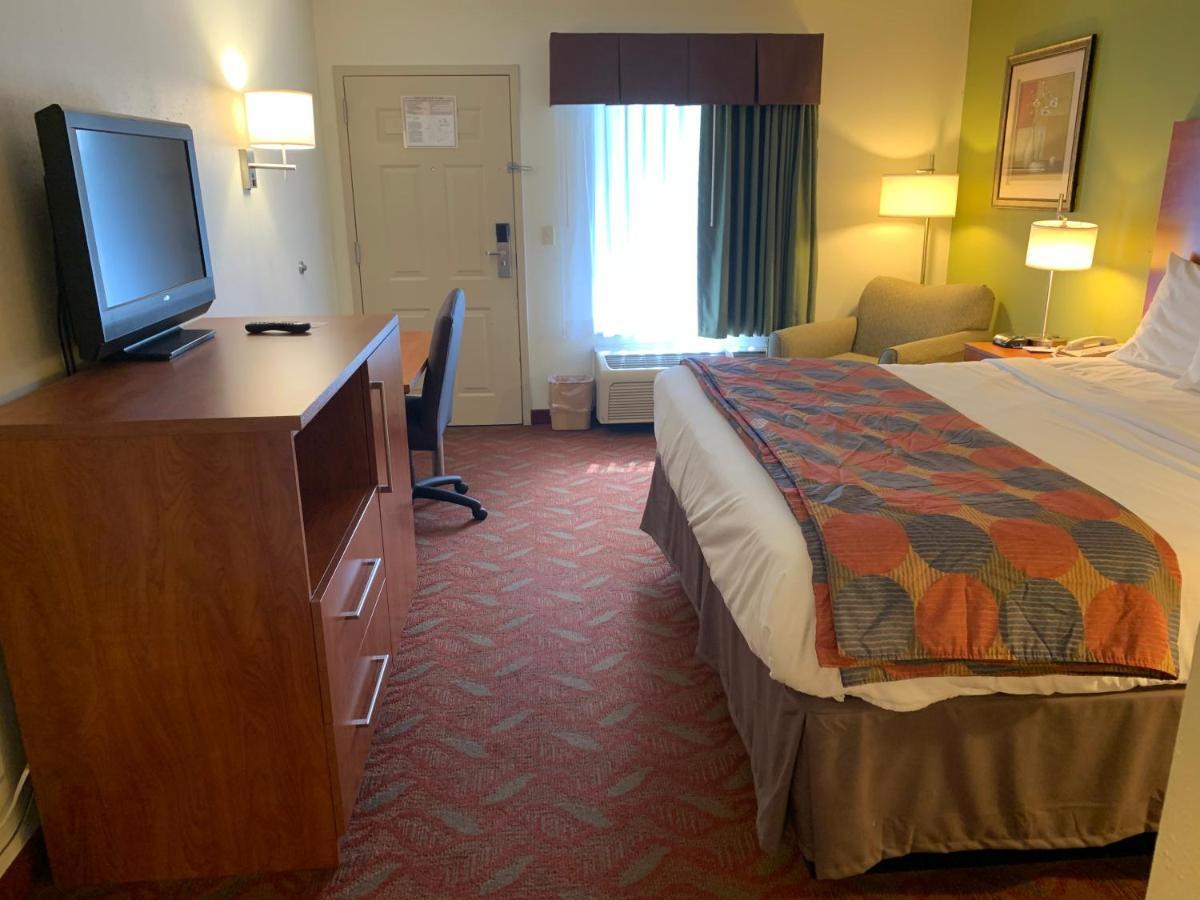 Baymont By Wyndham Cave City Extérieur photo
